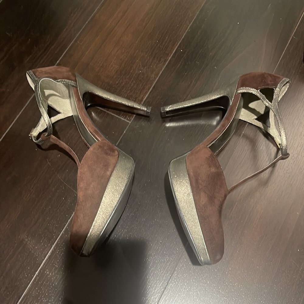 Gently Loved Ralph Lauren Chocolate Brown Suede  T Strap Heels - Picture 3 of 8